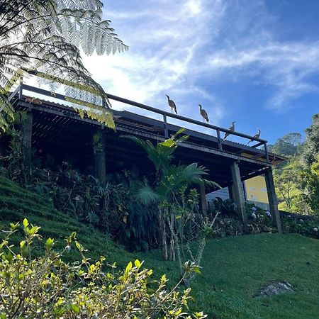 Sitio Com Piscina Natural E Cascata, Com Linda Vista Em Lumiar. Eksteriør bilde