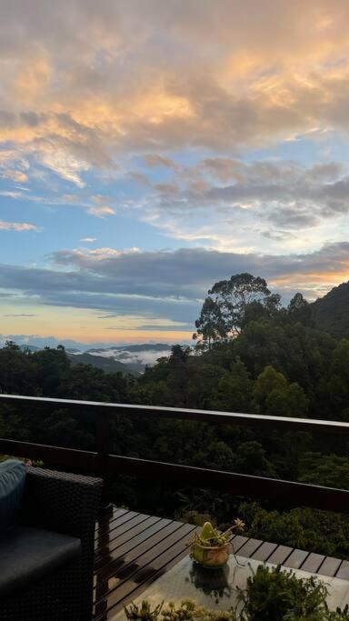 Sitio Com Piscina Natural E Cascata, Com Linda Vista Em Lumiar. Eksteriør bilde